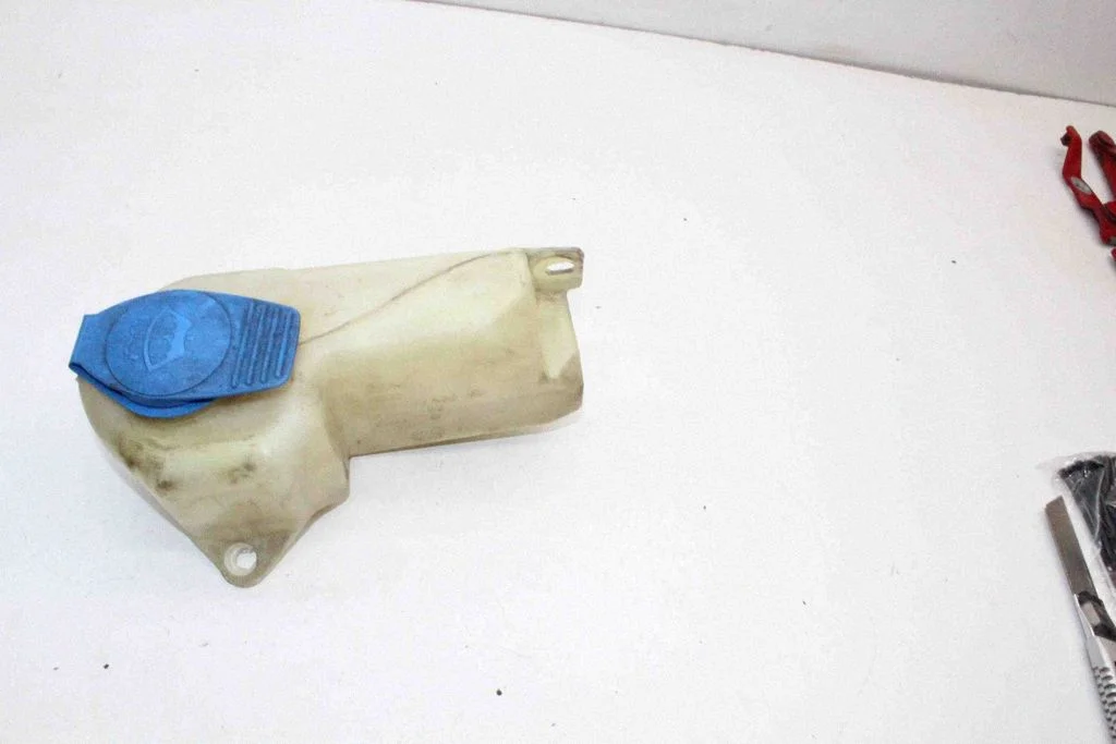 Window washer liquid tank fill tube – Audi A4 S4 B6 8E 8H (2001-2005)