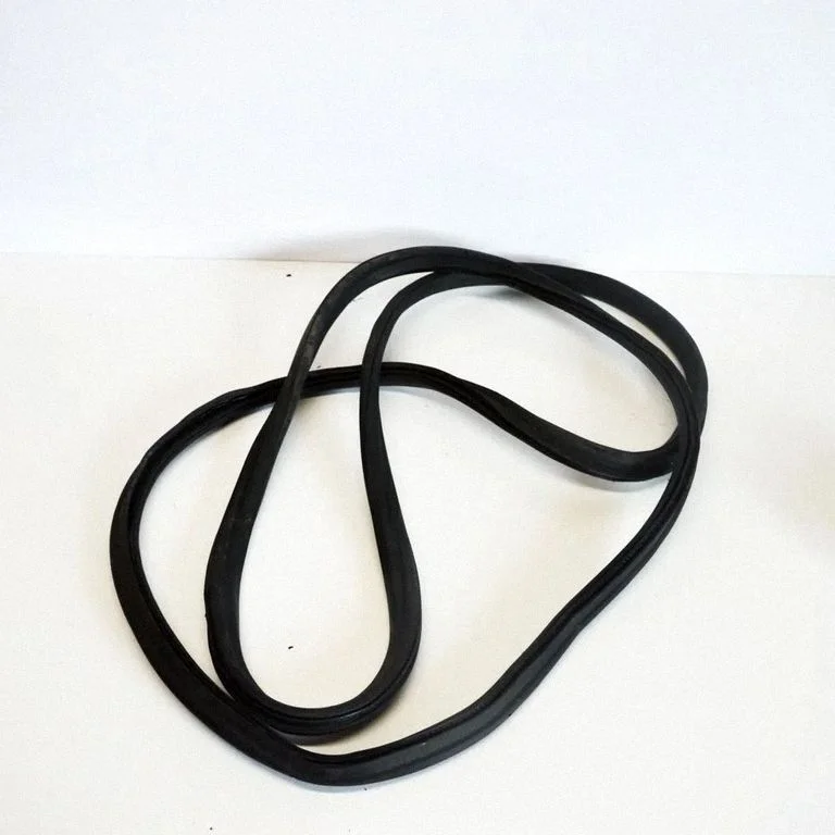 Loading door rubber seal (on body) – Skoda Yeti (5L) (2009-2017)