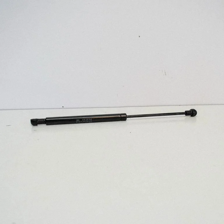 Siłownik (sprężyna gazowa) klapy bagażnika 8T0827919