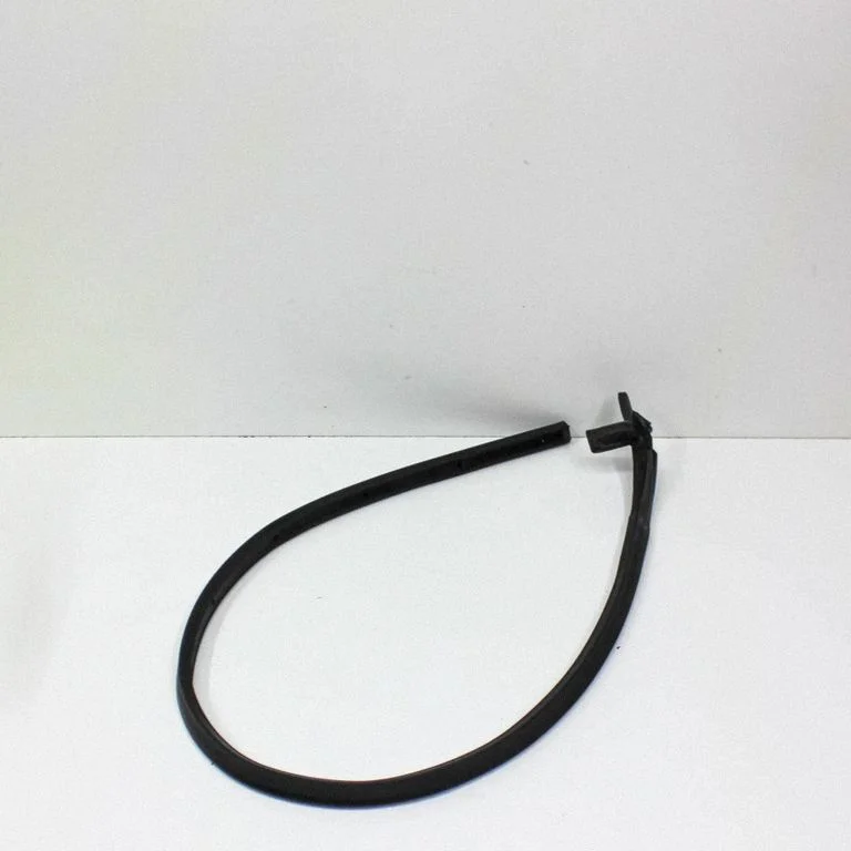 Front door rubber seal DT11V25315AF