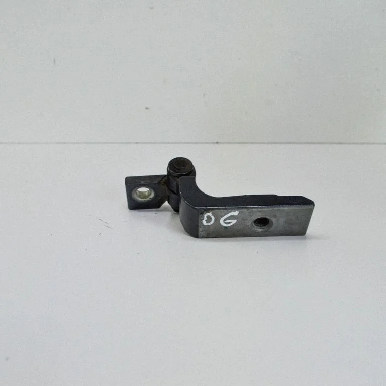 Rear door upper hinge – BMW 3 Series F30 F35 F31 (2012-2018)