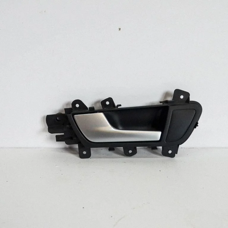 Rear door interior handle – Audi A5 Sportback 8TA (2009-2016)