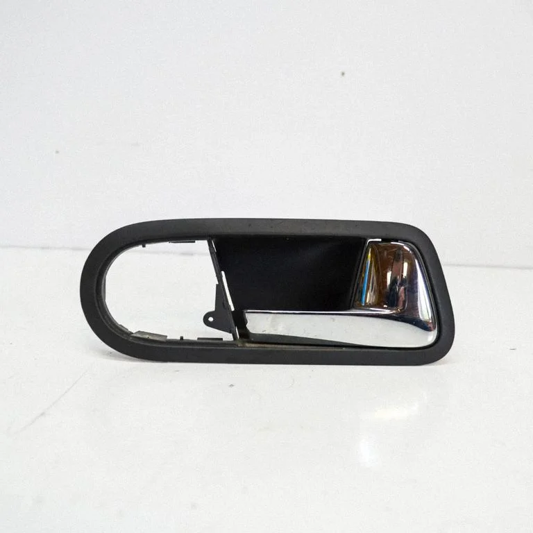 Klamka wewnętrzna drzwi tylnych 7M3837114