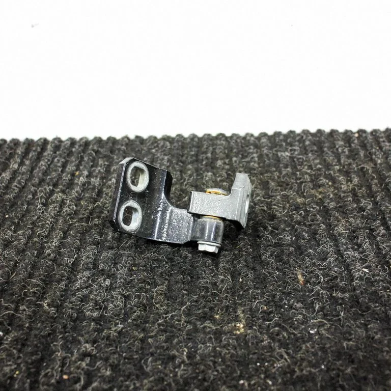Front door upper hinge A048903