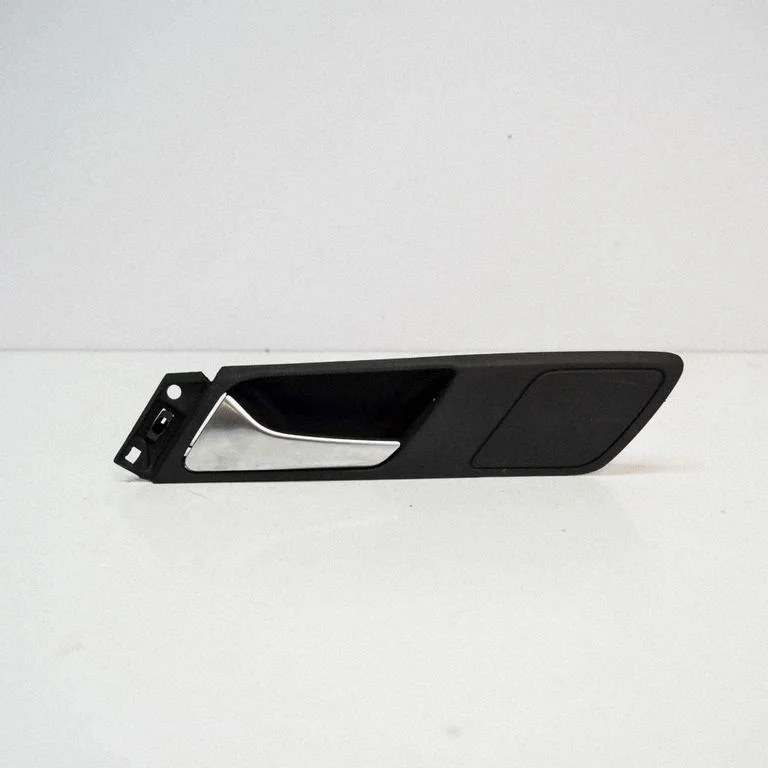 Front door interior handle – Volkswagen Jetta VI (2011-2018)