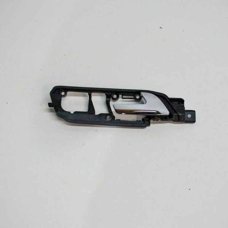 Front door interior handle – Volkswagen Polo III 6N 6N2 6NF (1995-2001)