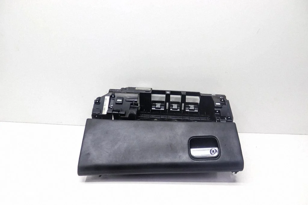 Glove box – Porsche Panamera (970) (2009-2017)