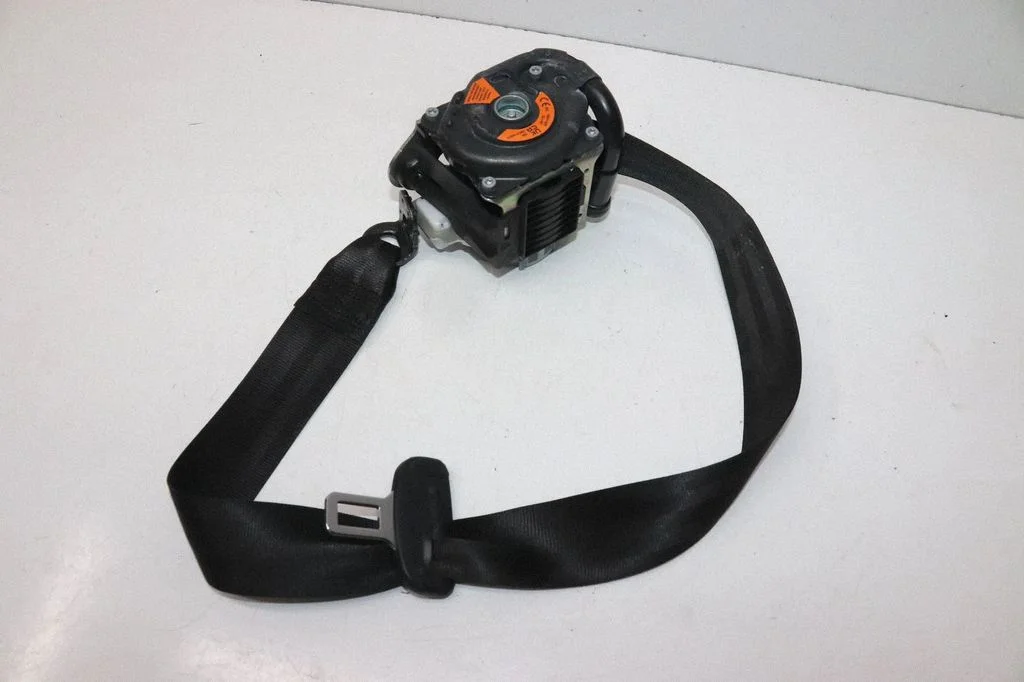 Rear seatbelt – Porsche Macan (95B) (2019-)