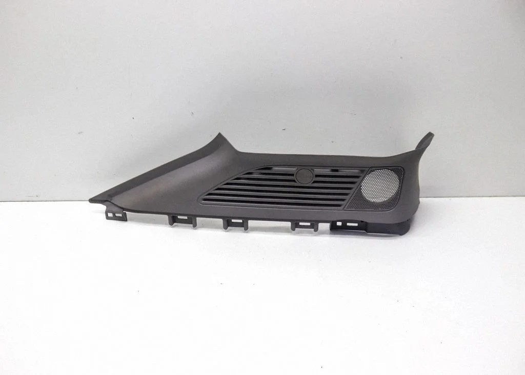 (C) pillar trim – Alfa Romeo Stelvio (2016-)