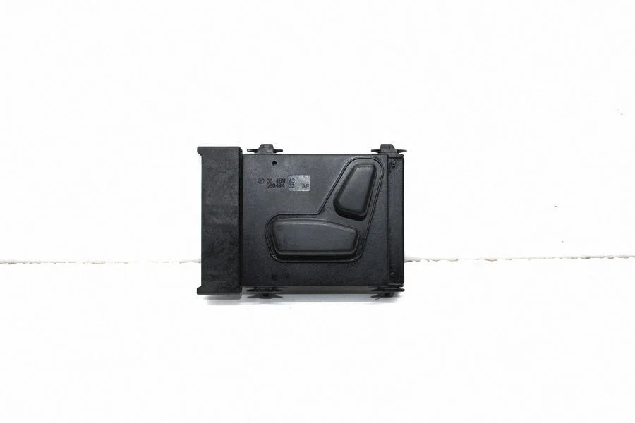 Sēdekļu regulēšanas slēdzis (-ži) 56049433AF – Chrysler 300C (2011-)