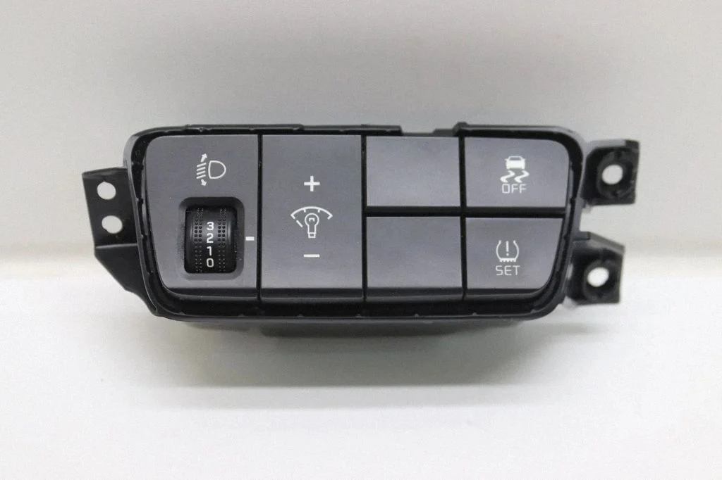 Citi slēdži/rokturi/pārslēdži – KIA Stonic (2017-)