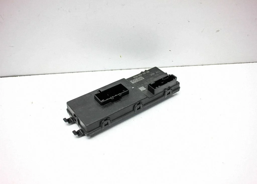 Tailgate/trunk control unit/module – Audi RS Q3 (2019-)