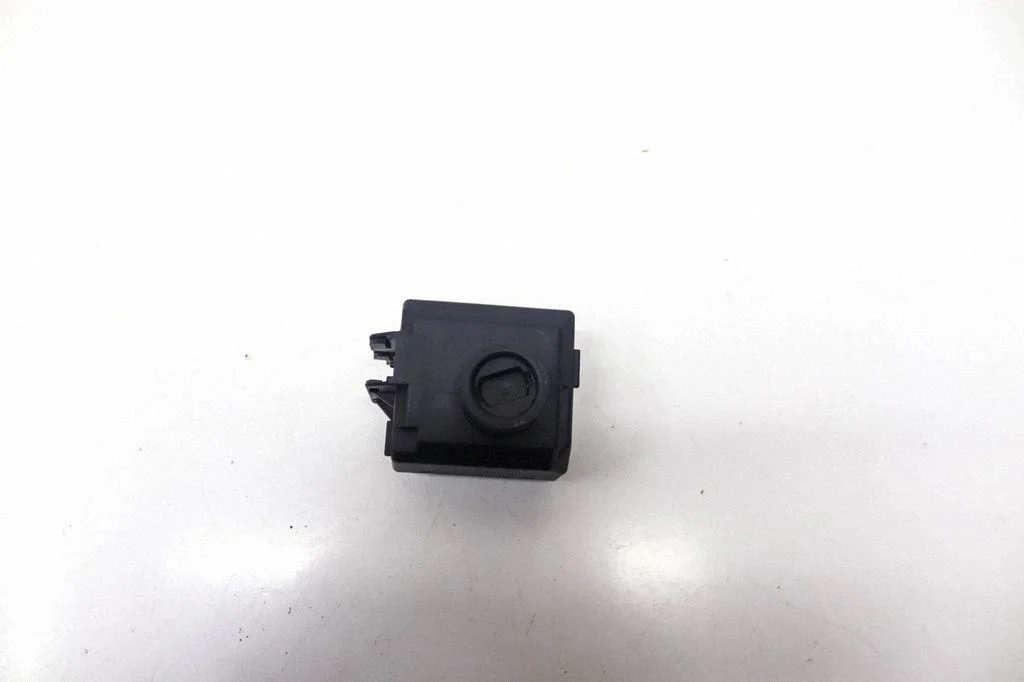 Ignition lock – Mercedes-Benz CLA-Class C117 X117 W117 (2013-2019)