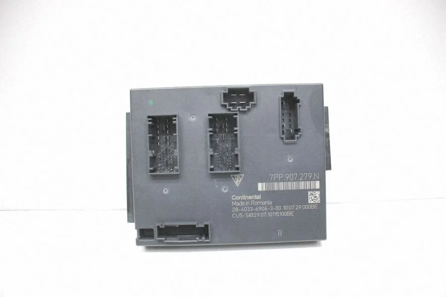 Central body control module – Porsche Cayenne (92A) (2010-2017)