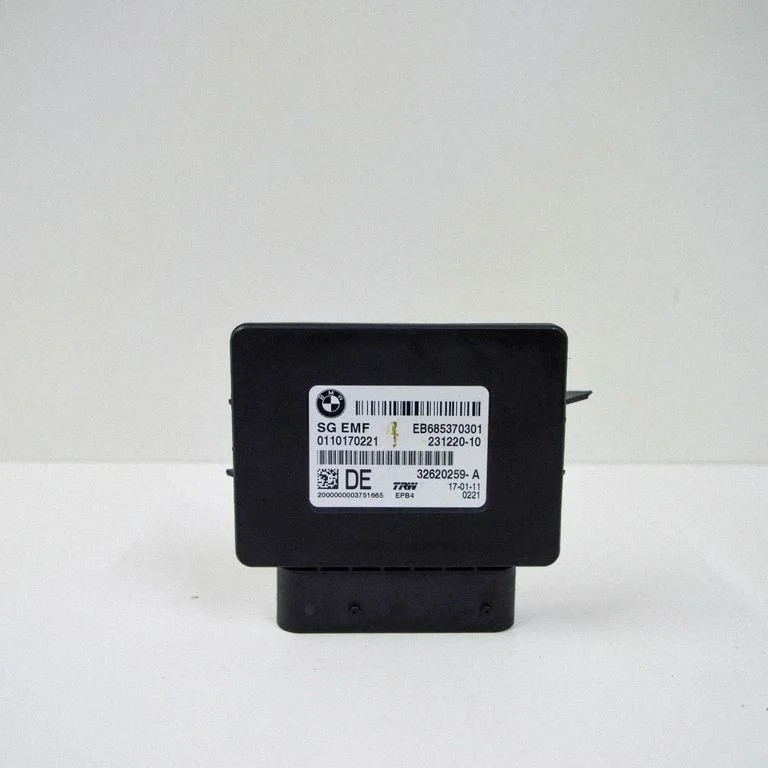 Aizmugurējo bremžu (EMF) vadības bloks – BMW 5. sērija F10 F11 (2009-2016)