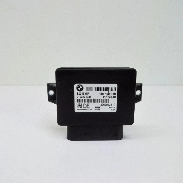Aizmugurējo bremžu (EMF) vadības bloks – BMW 5. sērija F10 F11 (2009-2016)