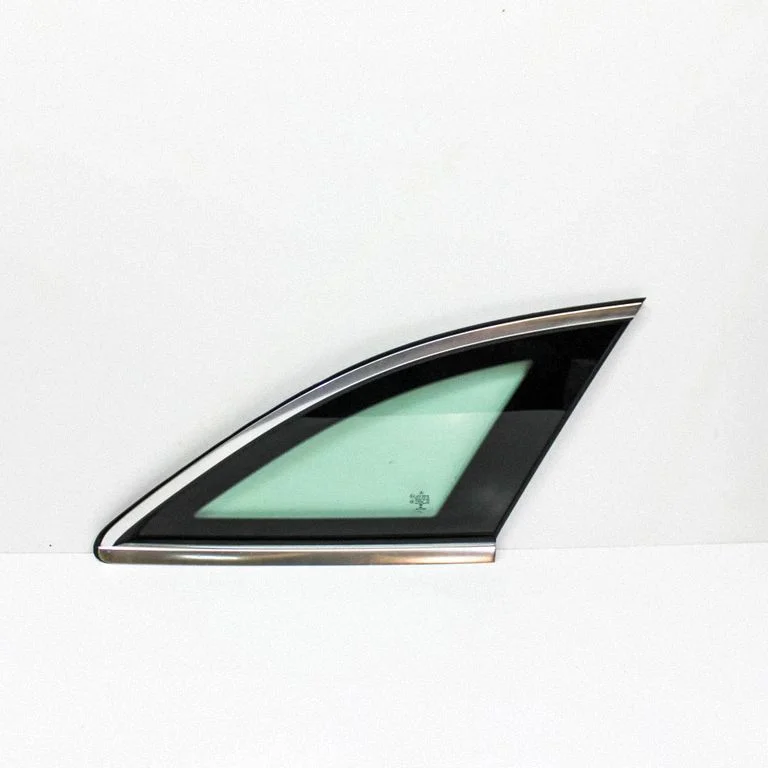 Rear vent window glass – Mercedes-Benz C-Class W205 (2014-2021)