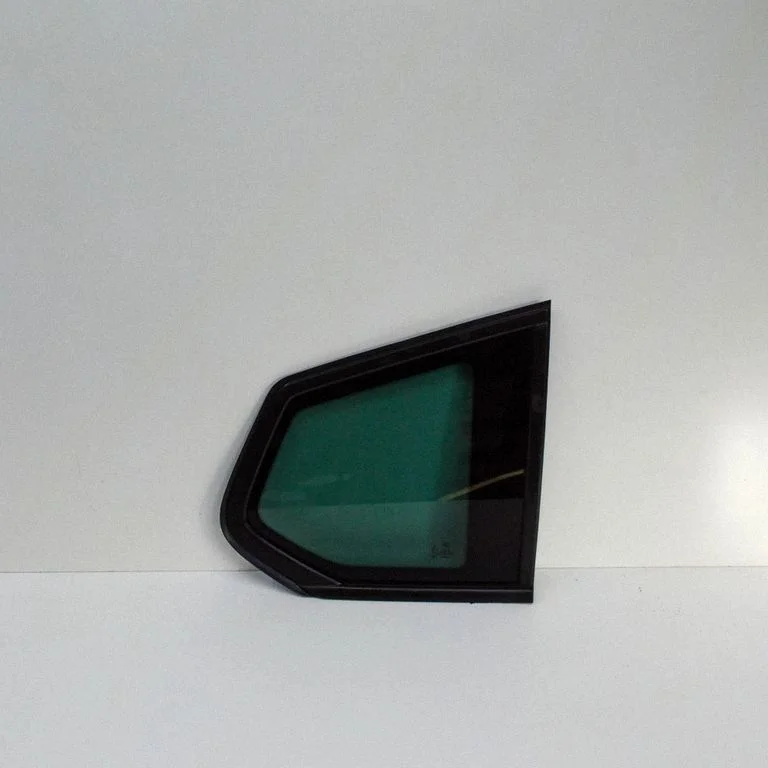 Rear vent window glass – BMW X3 F25 (2010-2017)