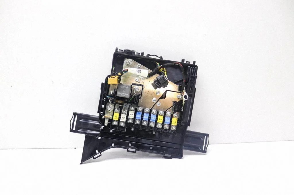 Fuse module – Porsche Panamera (970) (2009-2017)