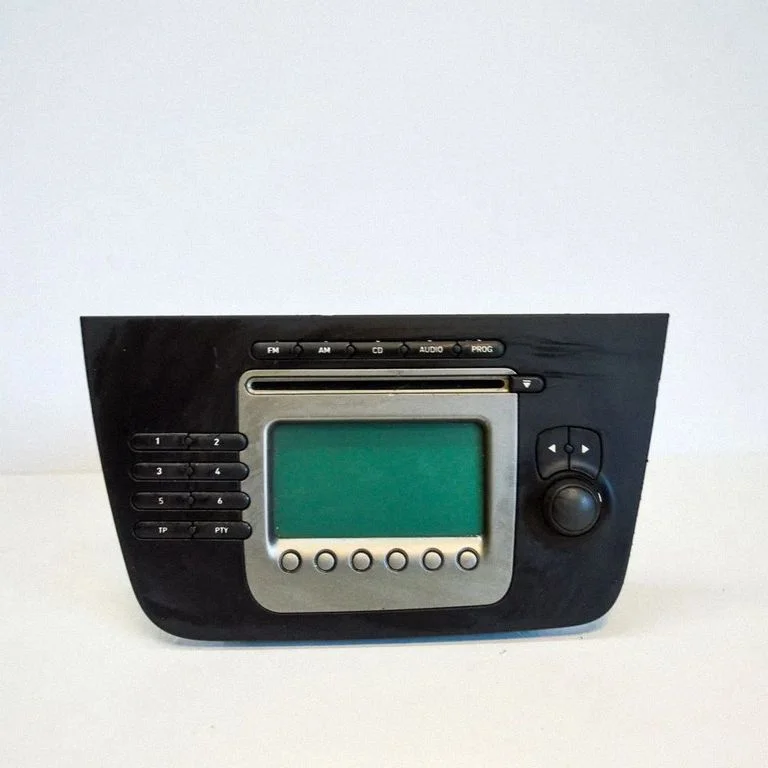 Radio/CD/DVD atskaņotājs/navigācija – Seat Altea XL (2004-2015)
