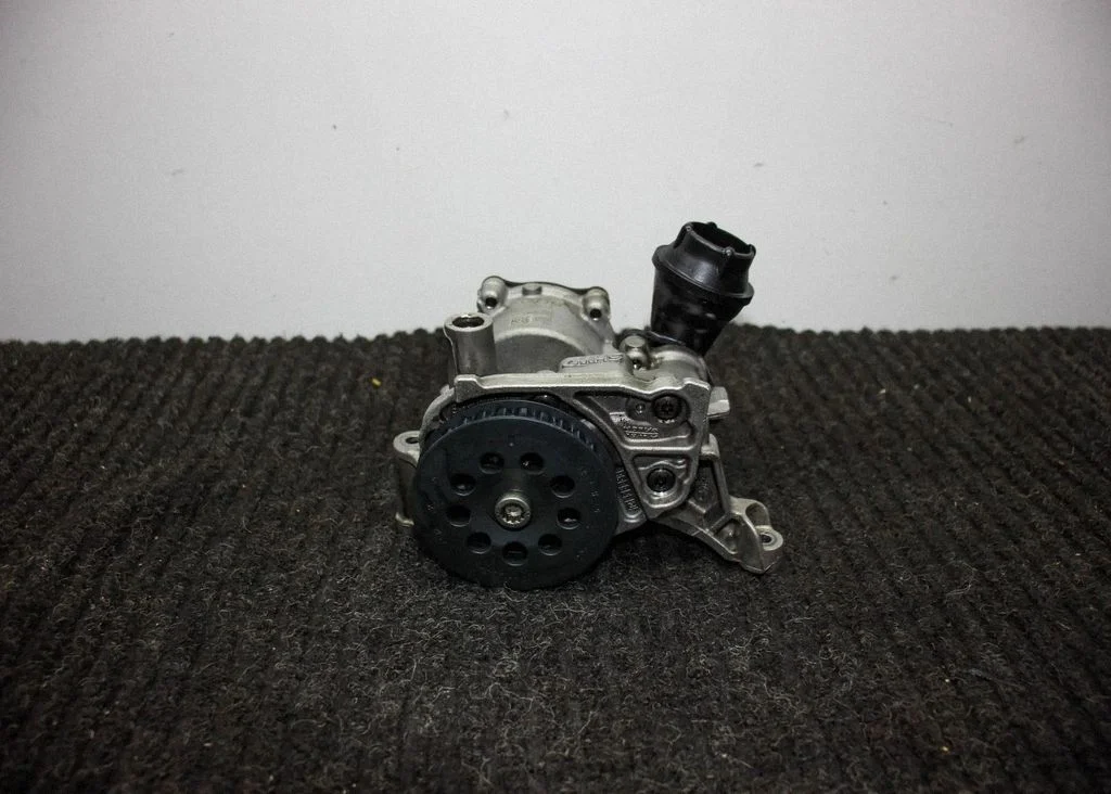 Oil pump – Audi Q5 SQ5 8R (2008-2017)