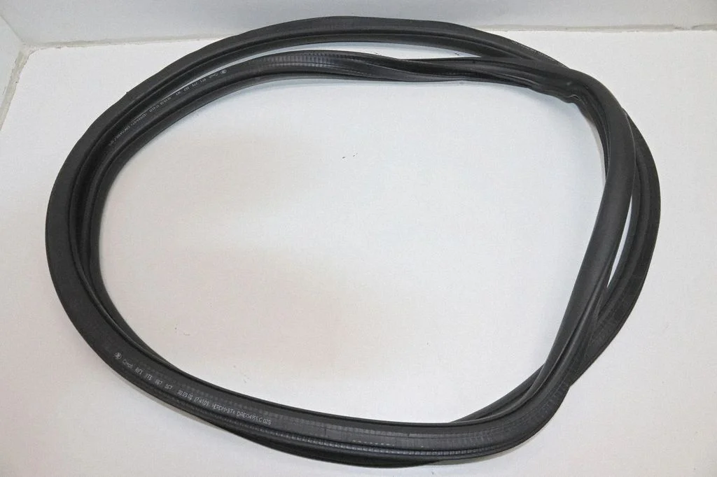 Rubber seal rear door – Skoda Superb B5 (3U) (2001-2008)