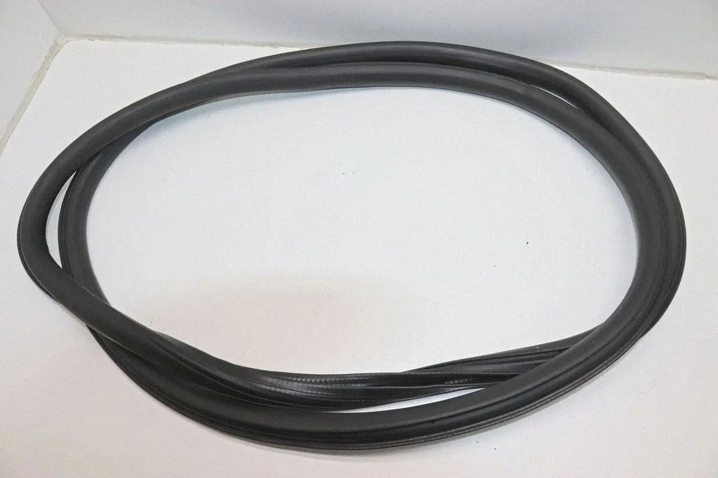 Rubber seal rear door – Skoda Superb B5 (3U) (2001-2008)
