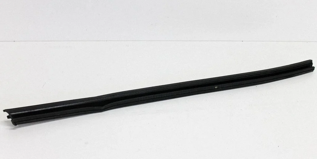 Rubber seal front coupe door – Audi A6 S6 C7 4G (2011-2018)