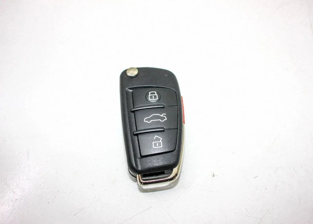 Aizdedzes atslēga/karte – Audi Q7 4L (2005-2015)