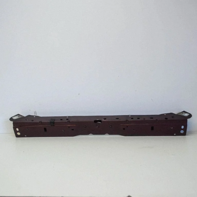 Top upper radiator support slam panel