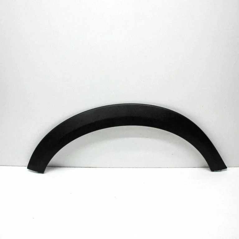 Fender trim (molding) – Volvo V60 (2018-)