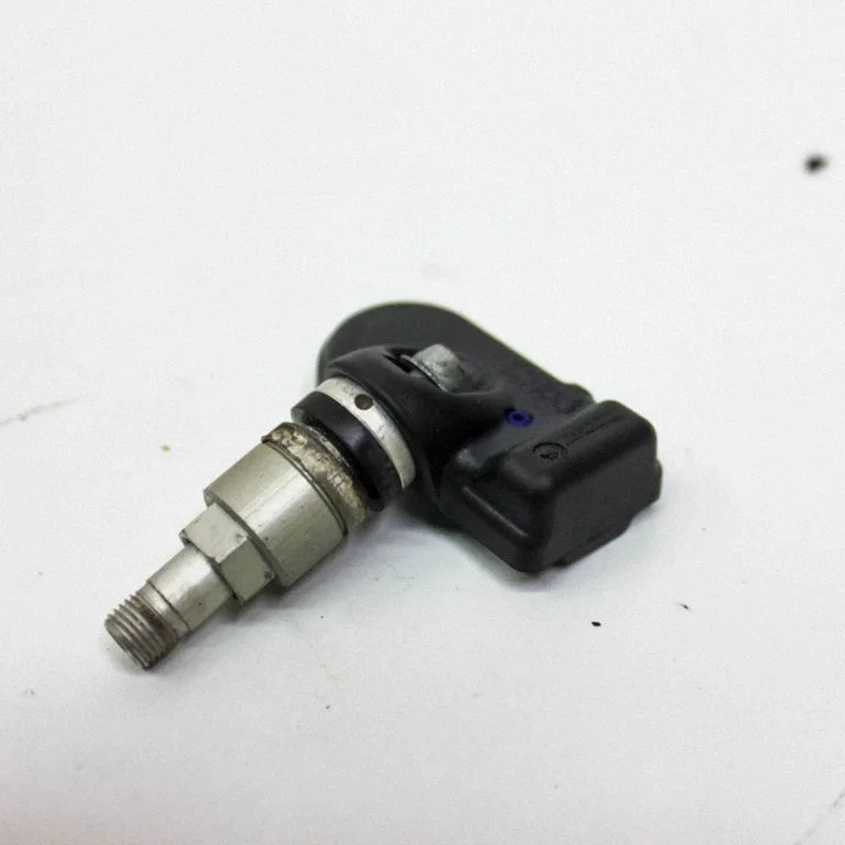 Tire pressure sensor – Opel Vivaro (2014-2018)