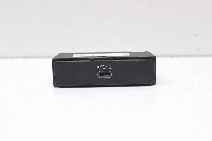 USB socket connector – Audi A4 Allroad B9 (2016-)