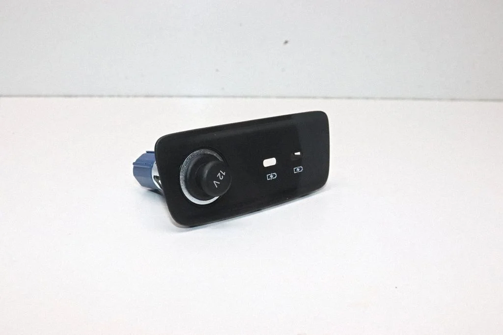 USB ligzda – Audi RS Q3 (2019-)