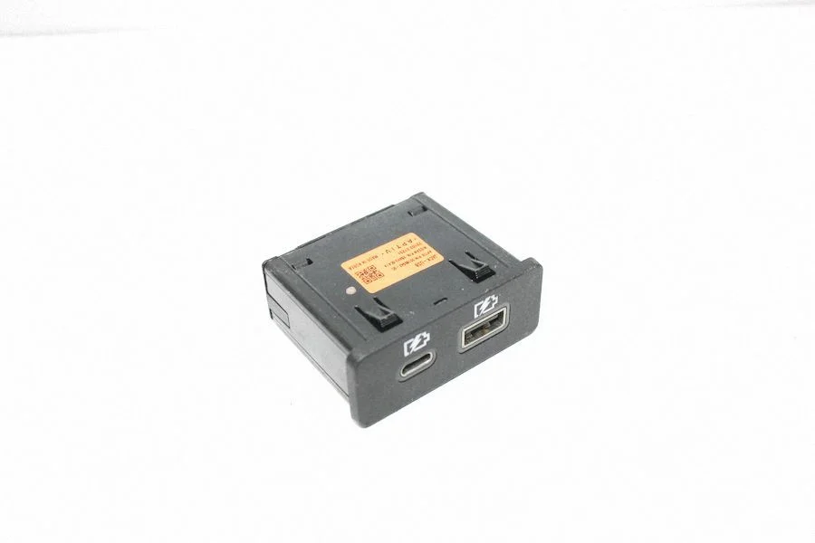 USB ligzda 284H36CA1A