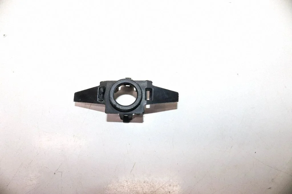 Front parking sensor holder (PDC) – Land Rover Range Rover Sport L461 (2022-)
