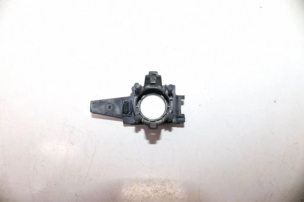 Front parking sensor holder (PDC) – Land Rover Range Rover Sport L461 (2022-)
