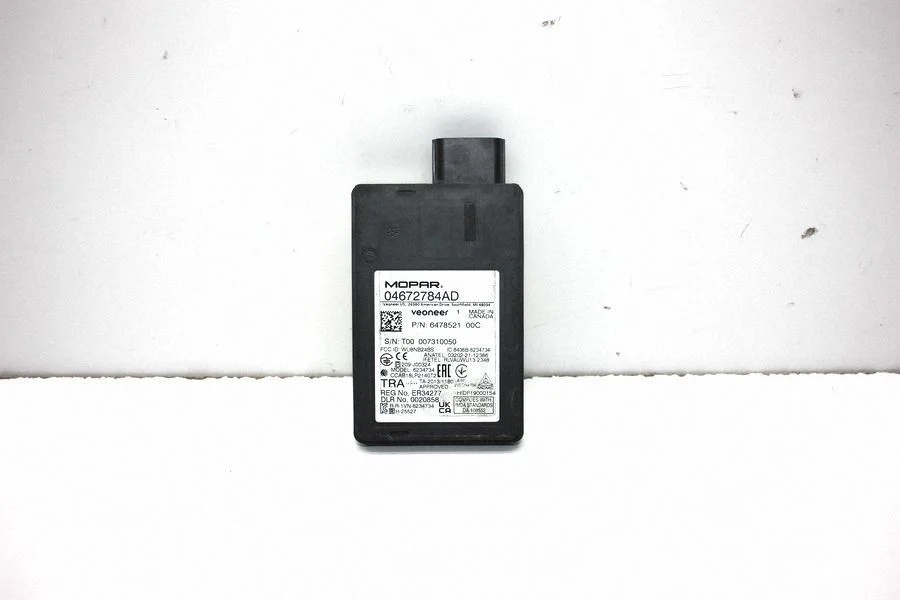 Aklās zonas modulis 04672784AD – Chrysler 300C (2011-)