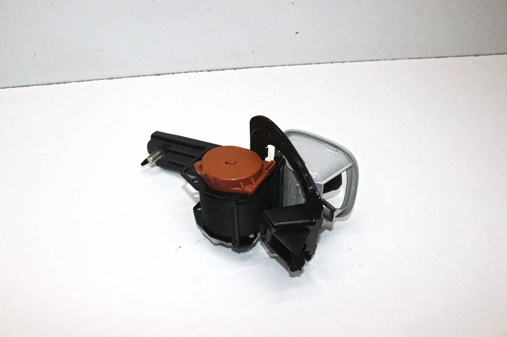 Roof seat belt – Subaru Forester SJ (2013-2018)