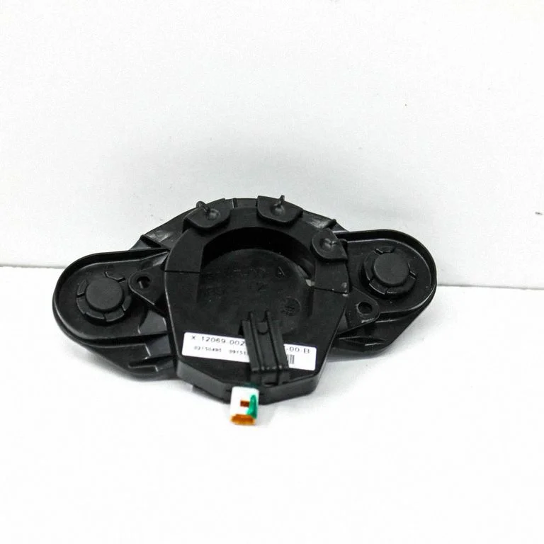 Keyless system antenna – Tesla Model S (2012-)