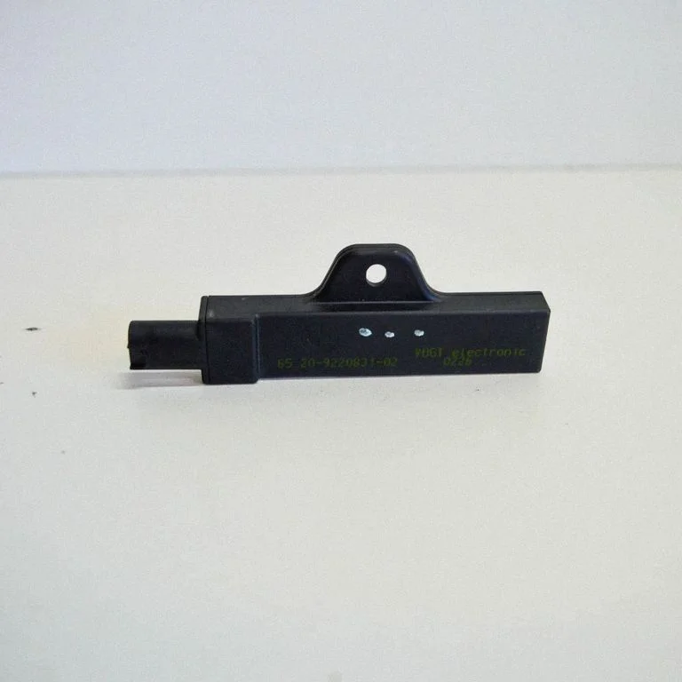 Bezatslēgas sistēmas antena – BMW 5. sērija F10 F11 (2009-2016)