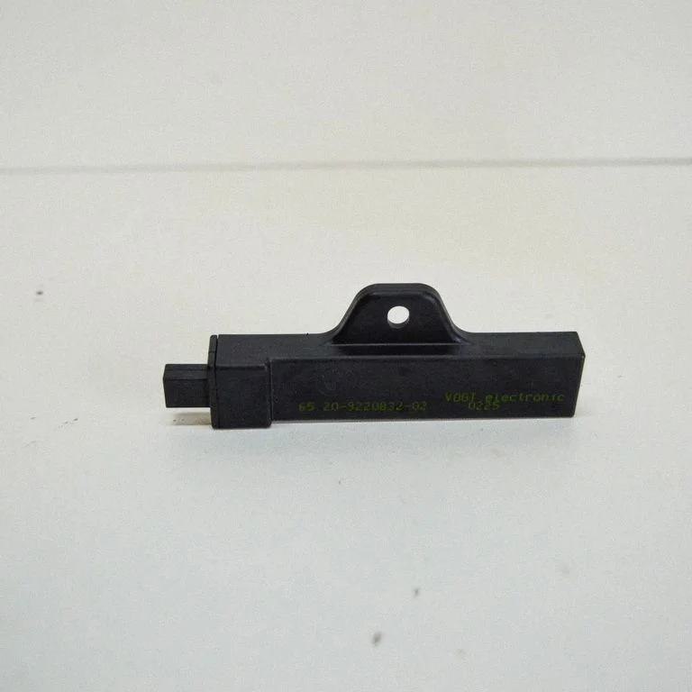 Bezatslēgas sistēmas antena – BMW 5. sērija F10 F11 (2009-2016)
