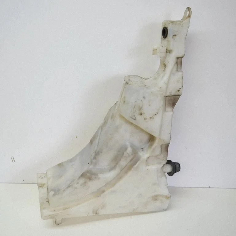 Zbiorniczek spryskiwacza 8X2317B618A