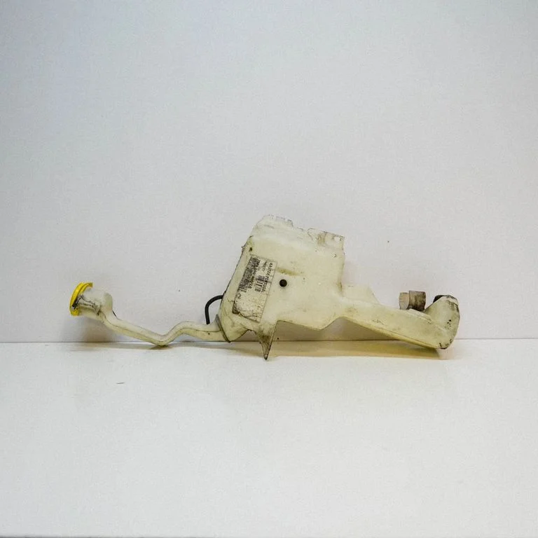 Zbiorniczek spryskiwacza 7M3955449AB