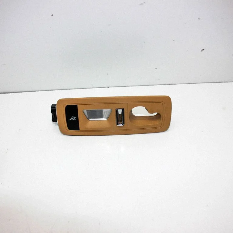 Front seat light – Porsche Cayenne (92A) (2010-2017)