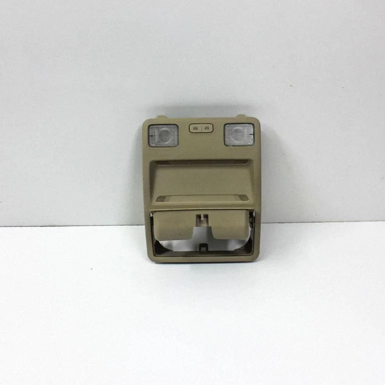 Front seat light – Ford Escape (2001-)