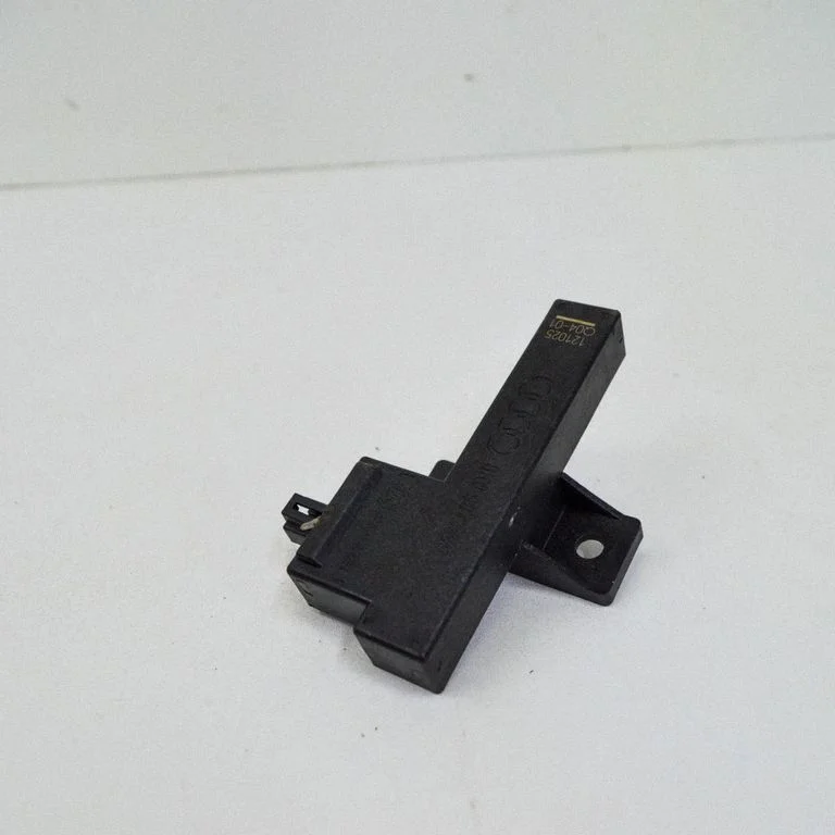 Keyless system antenna – Audi A8 S8 D4 4H (2010-2016)