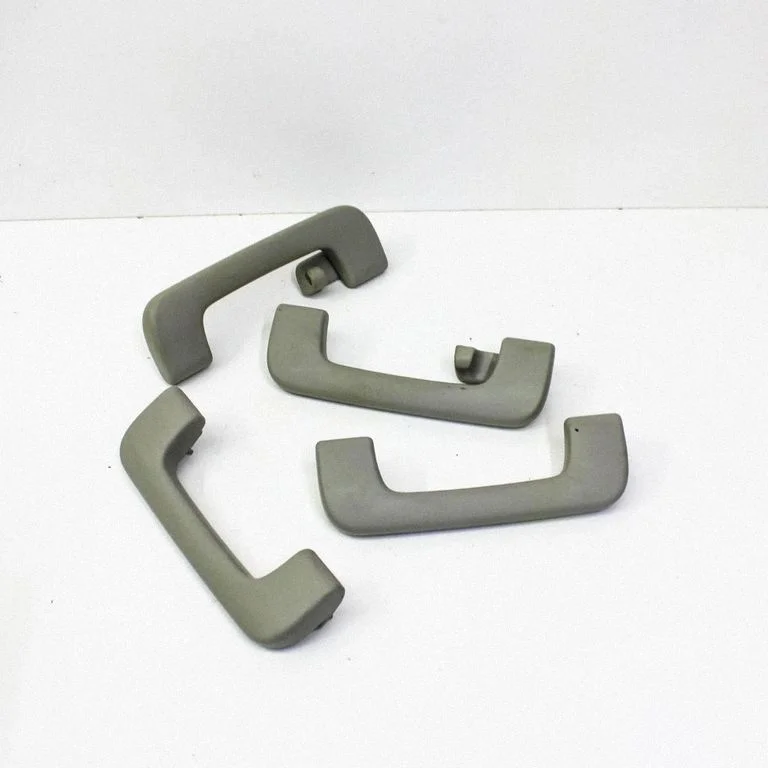 A set of handles for the ceiling – Audi Q7 4L (2005-2015)
