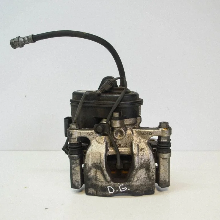 Zacisk hamulcowy tylny 8W0406AT