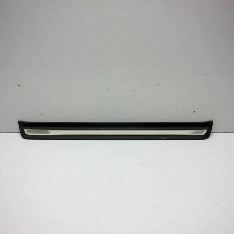 Esilävise kate (sisemine) – KIA Stinger (2016-)